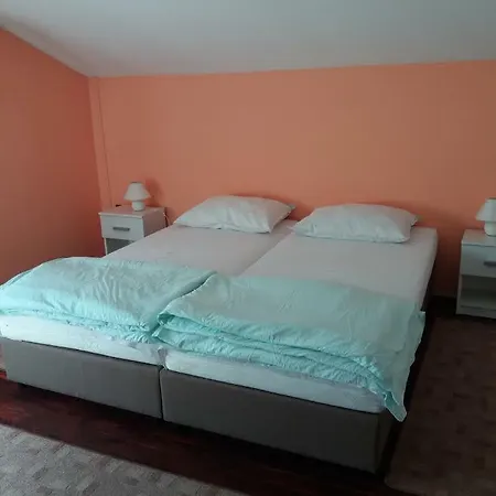 Apartmani Kristanic Karlovac Exterior photo